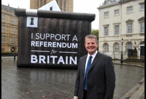 stuart andrew eu referendum leave