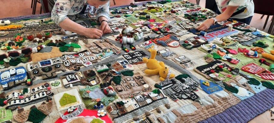 Giant Woolly Map Of Pudsey Goes On Display In Town West Leeds Dispatch   Knitted Pudsey 4 900x405 