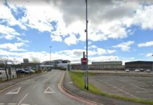 Kirkstall residents have their say at airport public meeting